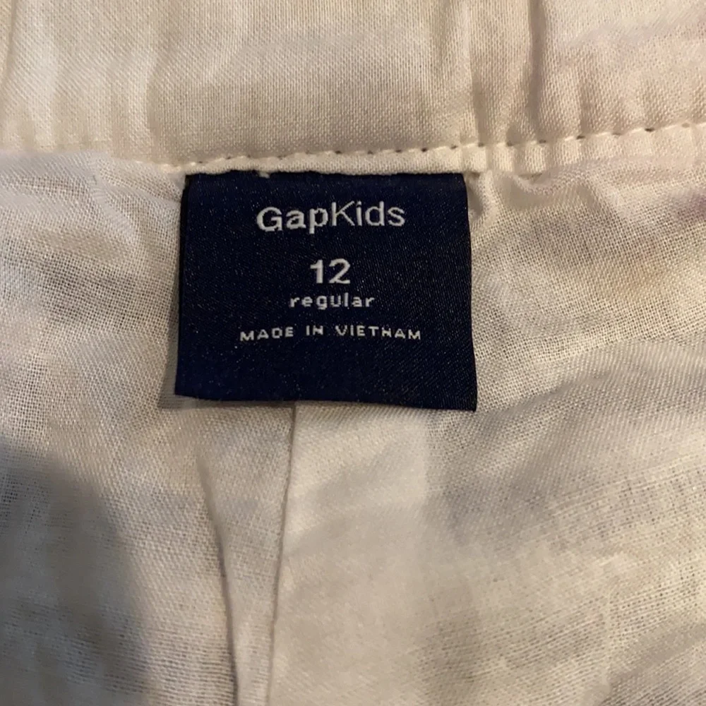 GAP features metal